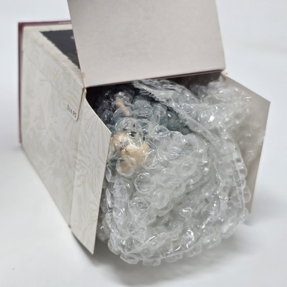 Vintage Hallmark Keepsake Ornament Holiday Barbie 1995 Third in Series 05057 Box - Picture 4 of 4